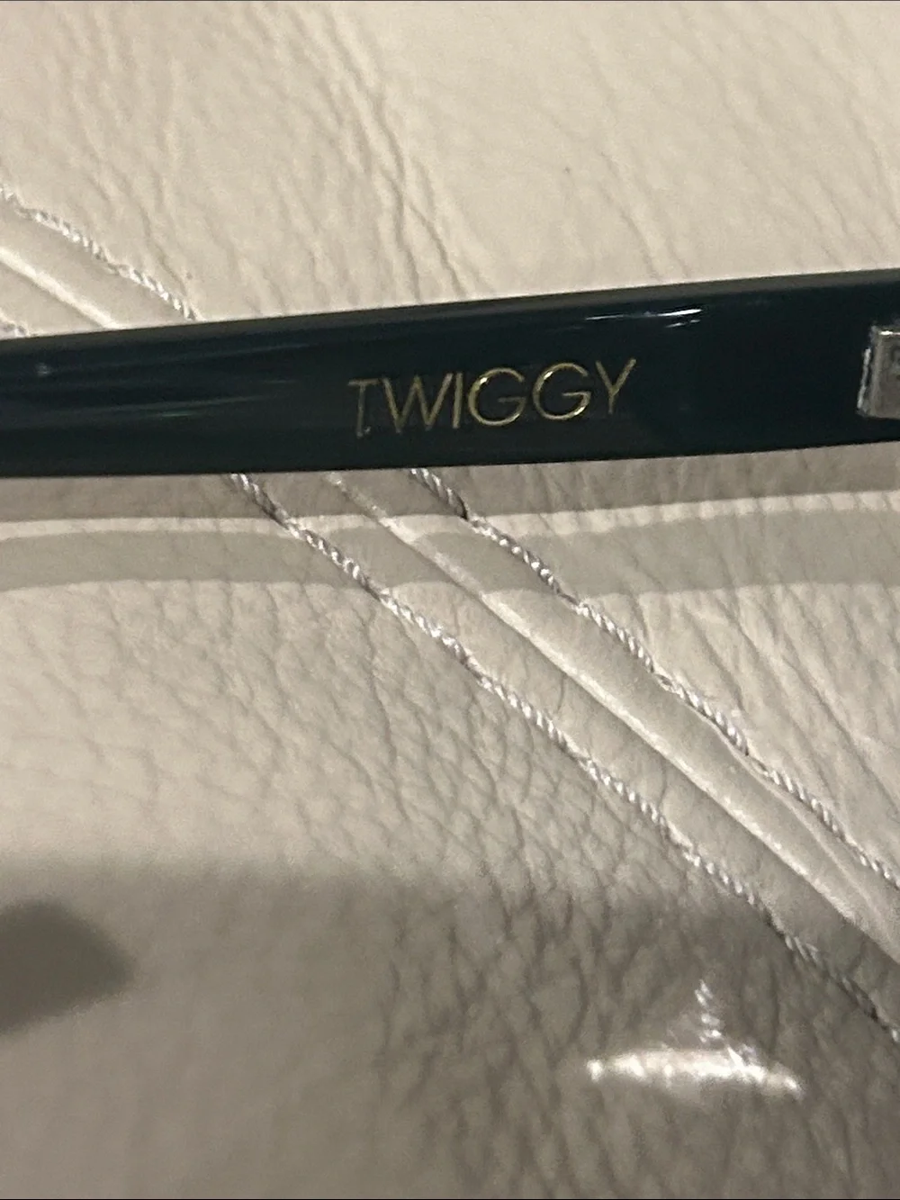 Wildfox Vintage “Twiggy” translucent teal to purple gradient finish sunglasses